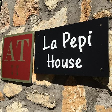 Hotel La Pepi house à Arcones Extérieur photo